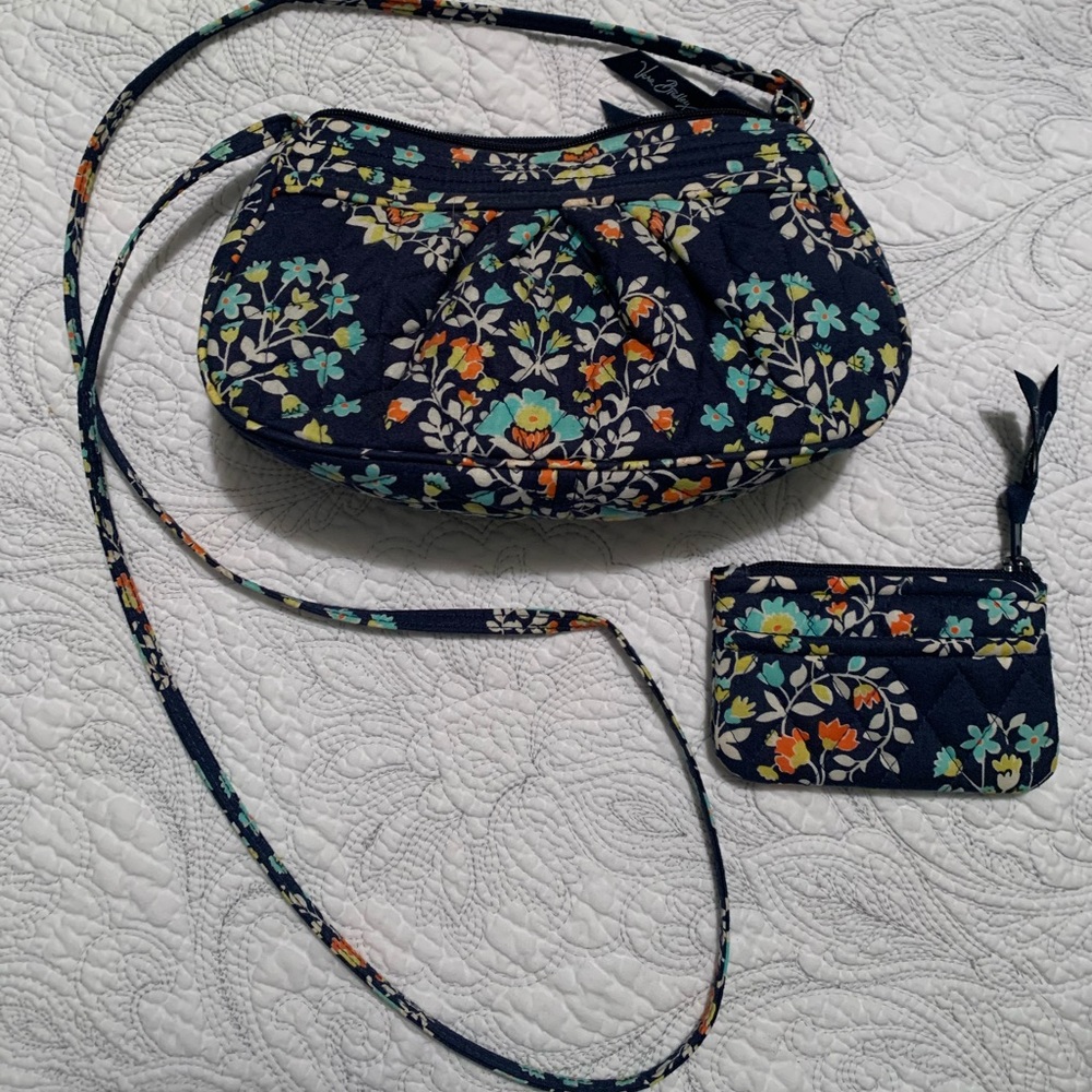 Very Bradley cross body with matching coin case